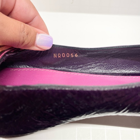 Louis Vuitton Patent Leather Flower Flats Size 37 - Picture 8 of 11